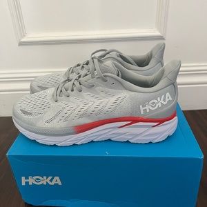 Brand new never worn Hokas. Men’s size 11